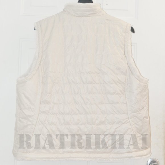 IVORY NWT Quilted Faux Fur Puffer Vest Reversible Nicole Miller - Picture 11 of 13